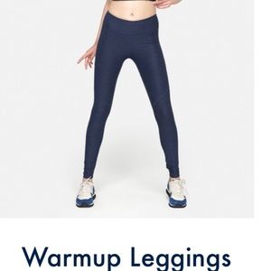 Outdoor voices warm up leggings Navy, size M